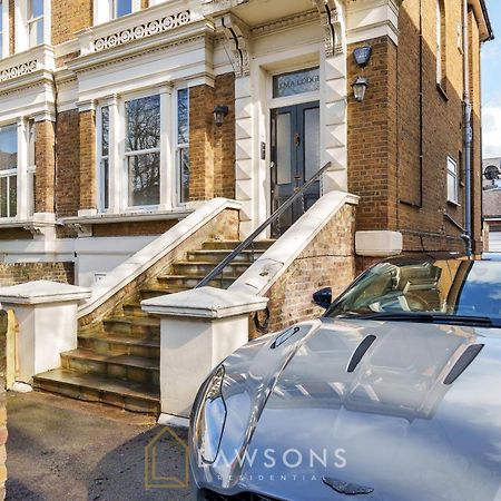 Loft Living By Lawsons With Parking Διαμέρισμα Γουίνσδορ Εξωτερικό φωτογραφία