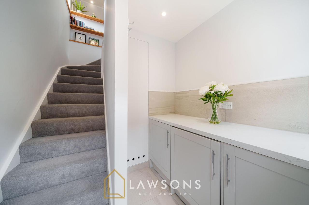 Loft Living By Lawsons With Parking Διαμέρισμα Γουίνσδορ Εξωτερικό φωτογραφία