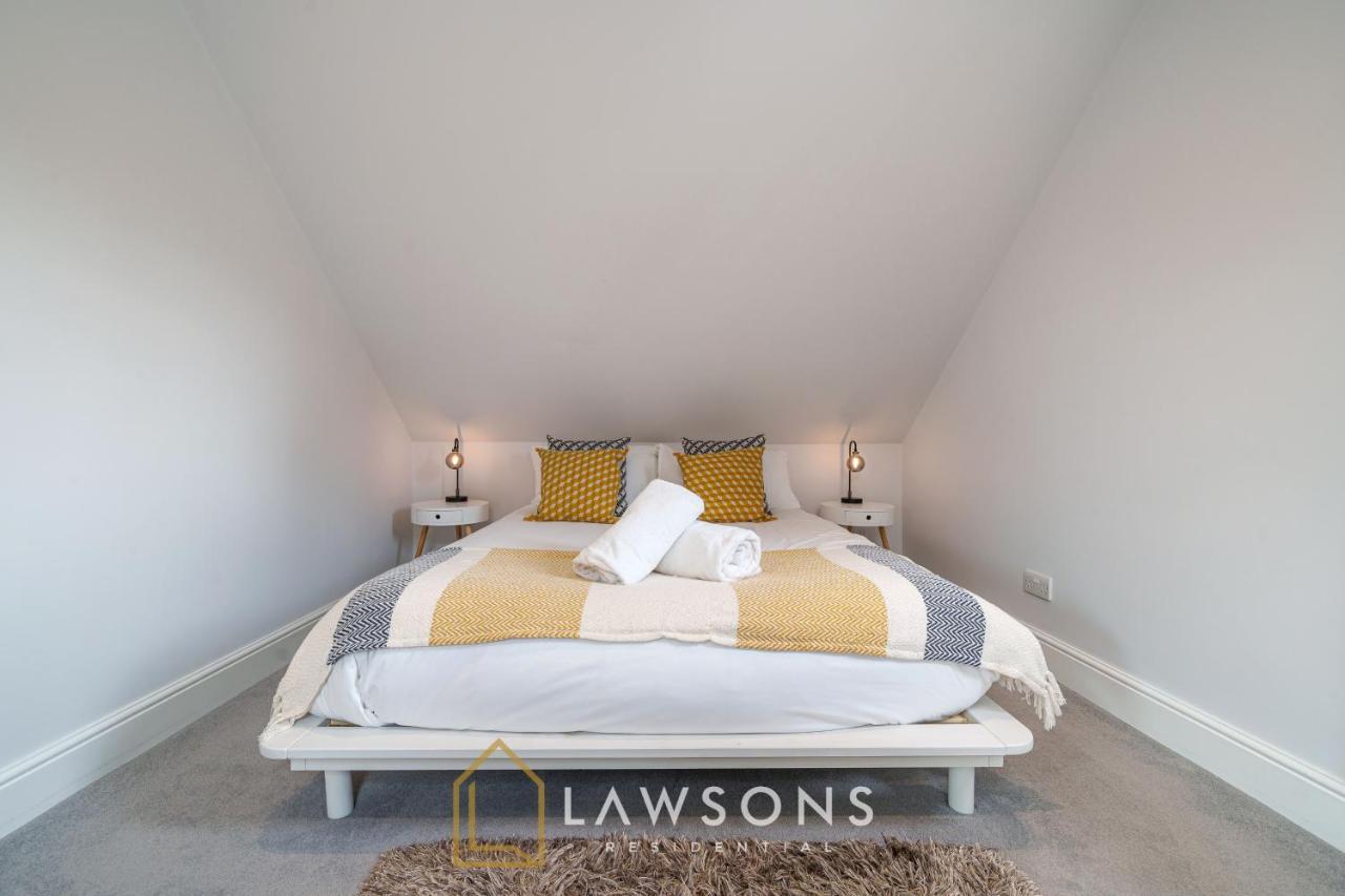 Loft Living By Lawsons With Parking Διαμέρισμα Γουίνσδορ Εξωτερικό φωτογραφία