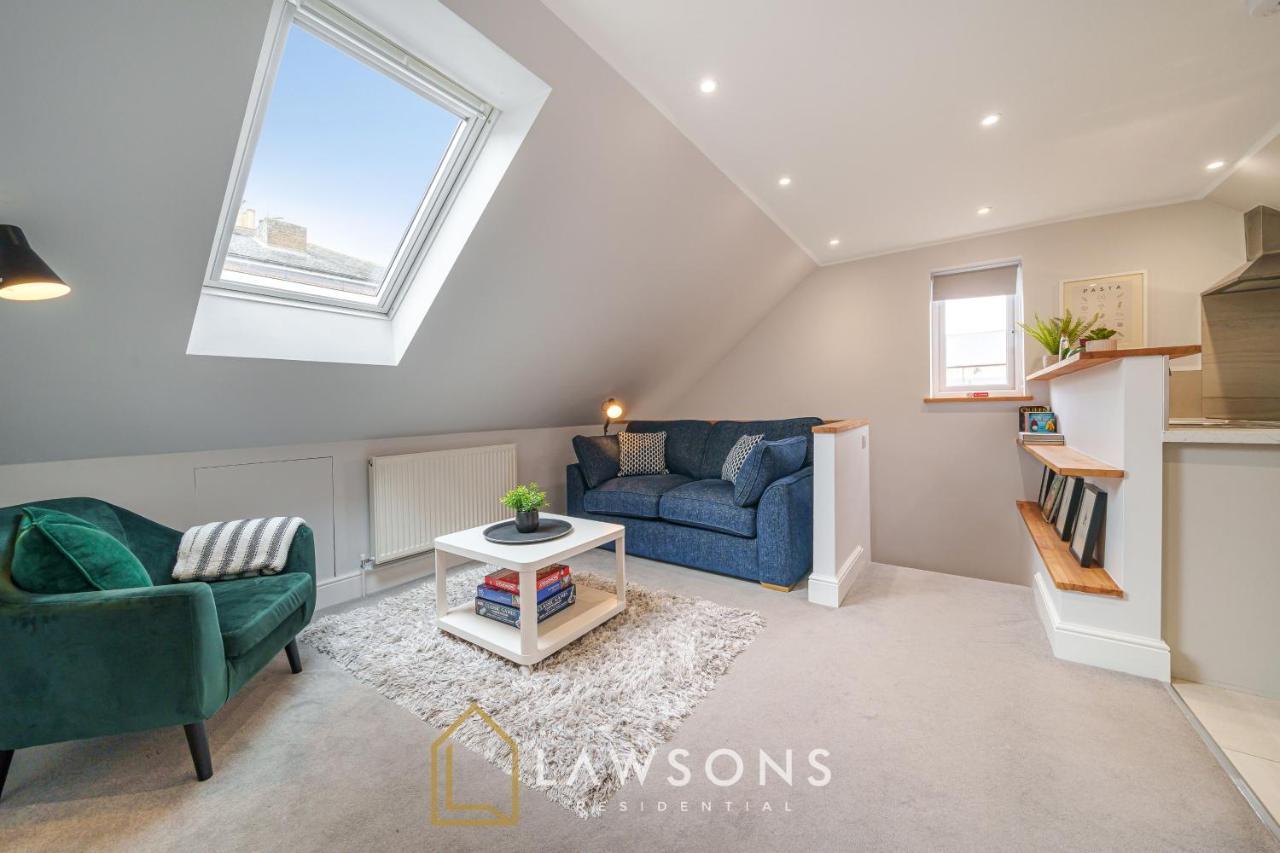 Loft Living By Lawsons With Parking Διαμέρισμα Γουίνσδορ Εξωτερικό φωτογραφία
